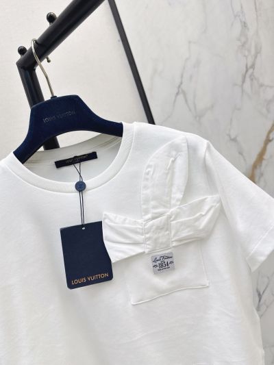 Louis Vuitton Short Sleeve Crew Neck T-Shirt in White