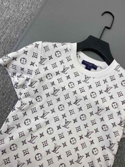 Louis Vuitton Short Sleeve Crew Neck T-Shirt in White