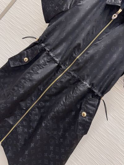 Louis Vuitton Short Sleeve Dress in Navy