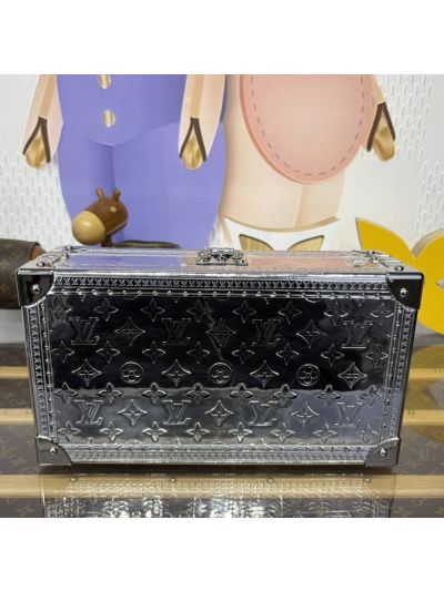 louis-vuitton-silver-tone-monogram-watch-storage-trunk-rxlvj01235-04
