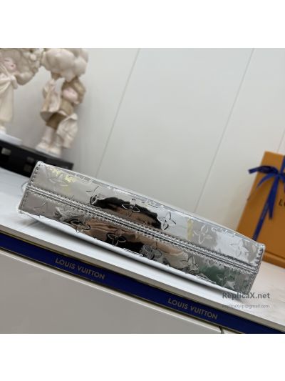 louis-vuitton-silver-toned-glossy-monogram-clutch-rxlvj01403-04