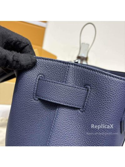Louis Vuitton Speedy in navy blue epi leather