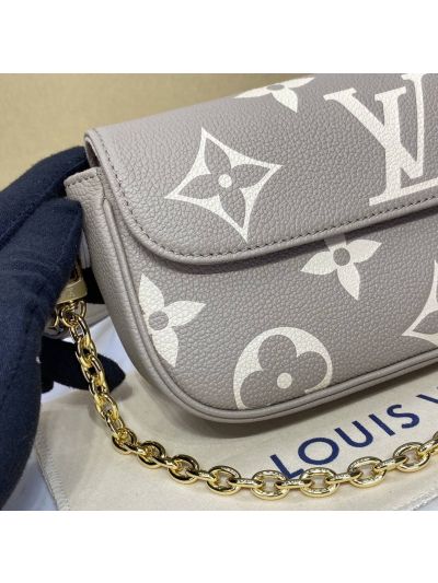 louis-vuitton-taupe-and-cream-large-monogram-chain-flap-bag-rxlvj01182-11