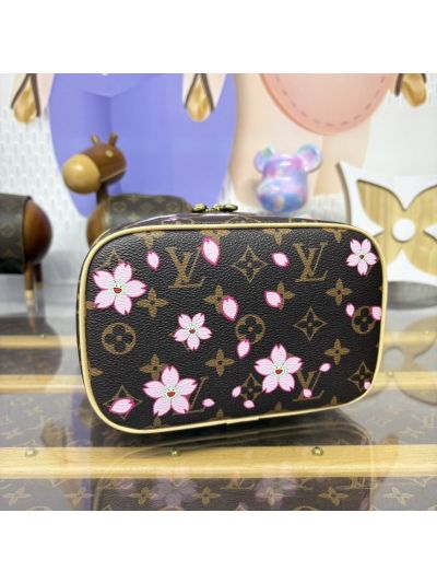 Louis Vuitton (Toiletry Case) Monogram M14181