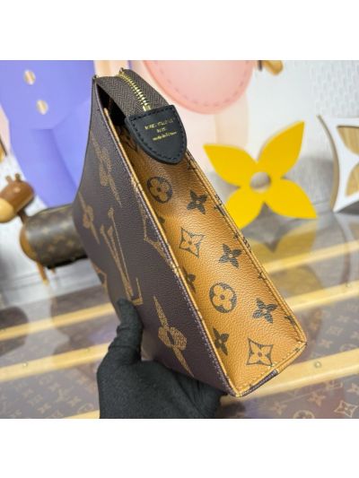louis-vuitton-two-tone-brown-large-monogram-pouch-rxlvj01219-03