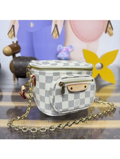 louis-vuitton-white-and-gray-checkerboard-mini-chain-bag-rxlvj01298-02