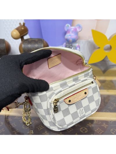 louis-vuitton-white-and-gray-checkerboard-mini-chain-bag-rxlvj01298-09