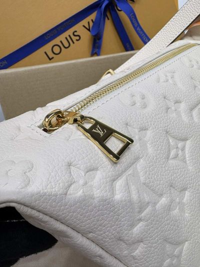 louis-vuitton-white-embossed-belt-bag-premium-rxlvj01109-02