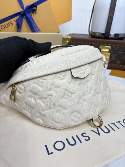 louis-vuitton-white-embossed-belt-bag-premium-rxlvj01109-10