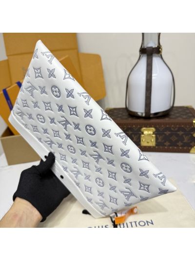 louis-vuitton-white-monogram-wristlet-pouch-rxlvj01168-08