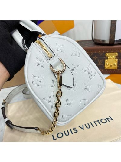 louis-vuitton-white-perforated-monogram-rounded-top-handle-bag-rxlvj01153-05
