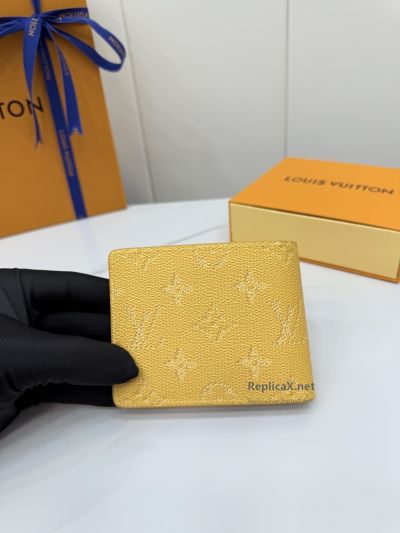 louis-vuitton-yellow-monogram-bifold-wallet-with-lettering-rxlvj01669-02