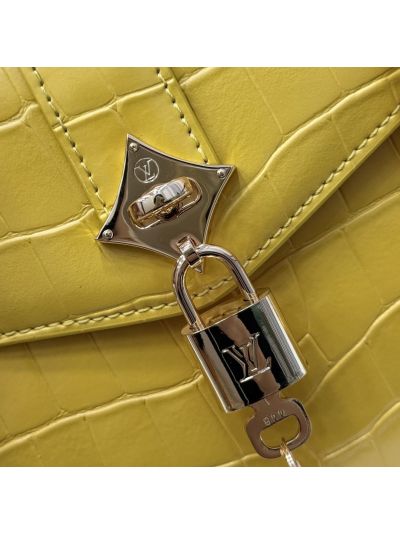 louis-vuitton-yellow-reptile-pattern-lock-flap-top-handle-bag-rxlvj01163-16