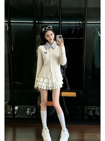 Miu Miu Button-Front Contrast-Trim Knit Top