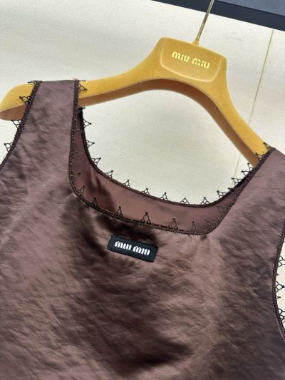Miu Miu Sleeveless Contrast-Trim Set in Brown