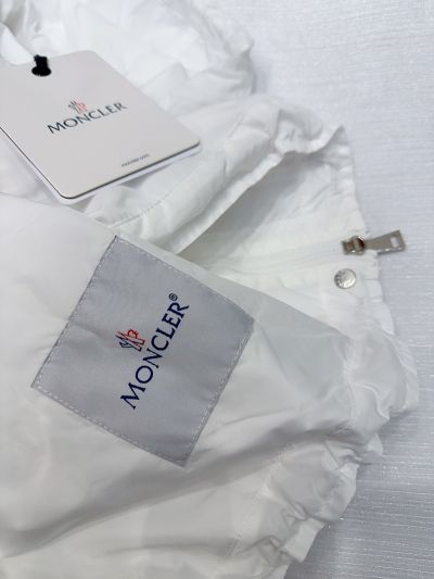 Moncler Hooded Button-Front Coat in White