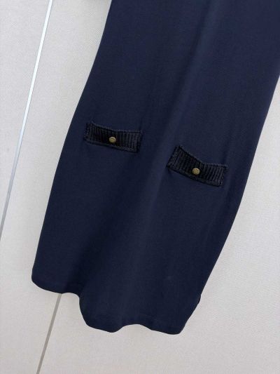 Moncler Short Sleeve Contrast-Trim Dress in Navy