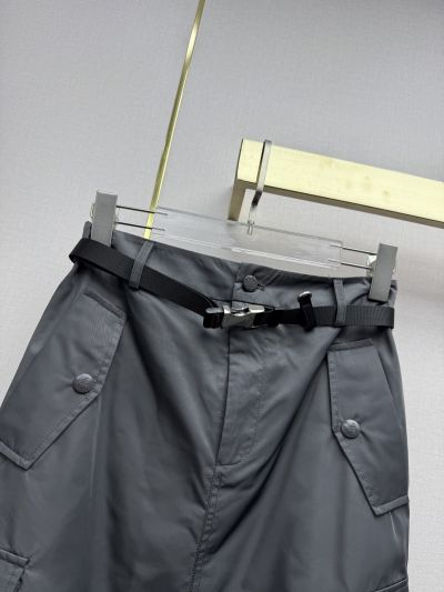 Prada Contrast-Trim Cropped Set in Grey