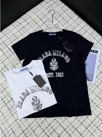 Prada Short Sleeve Crew Neck T-Shirt
