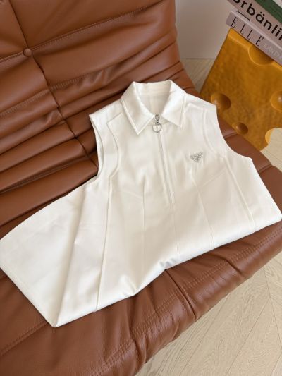Prada Sleeveless Contrast-Trim Dress in Black and White