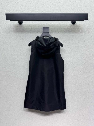 Prada Sleeveless Contrast-Trim Dress in Black