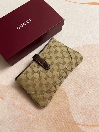 small-pouch-867158-rxgui271169-03