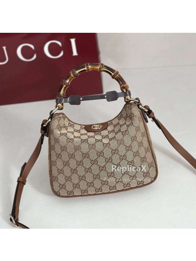 Gucci Small Shoulder Bag 799865 in Beige