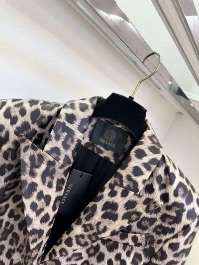 Versace Turn-Down Collar Lambskin Blazer in Brown and White